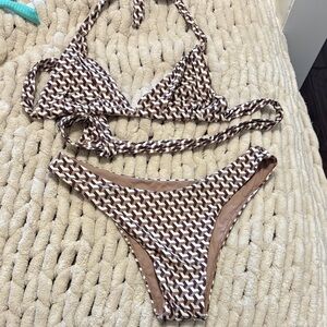 Monday swimwear husk geo bikini set